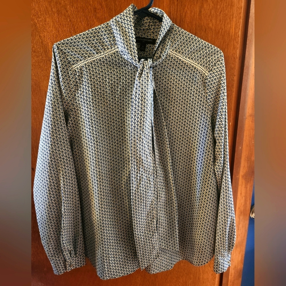 Banana Republic blouse